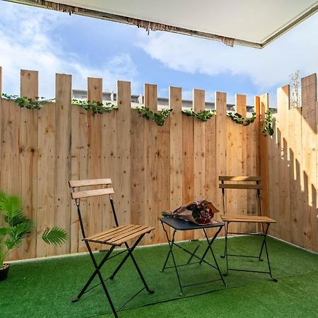 Bali Chic Apartment Villenave-d'Ornon Ngoại thất bức ảnh